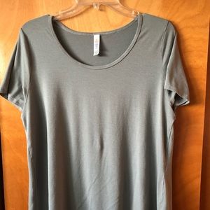 LuLaRoe T-shirt